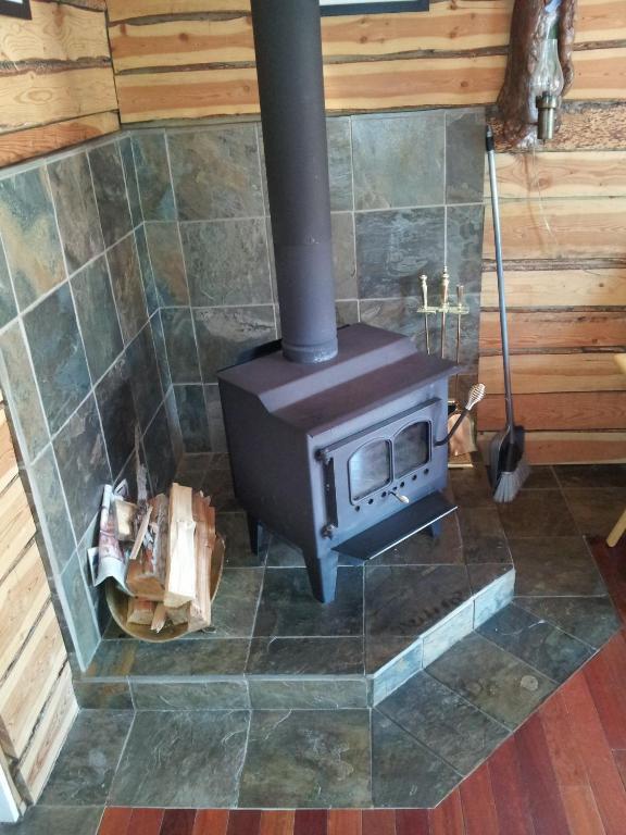 Steamboat Mountain Chalets Hotel Spillimacheen Habitación foto